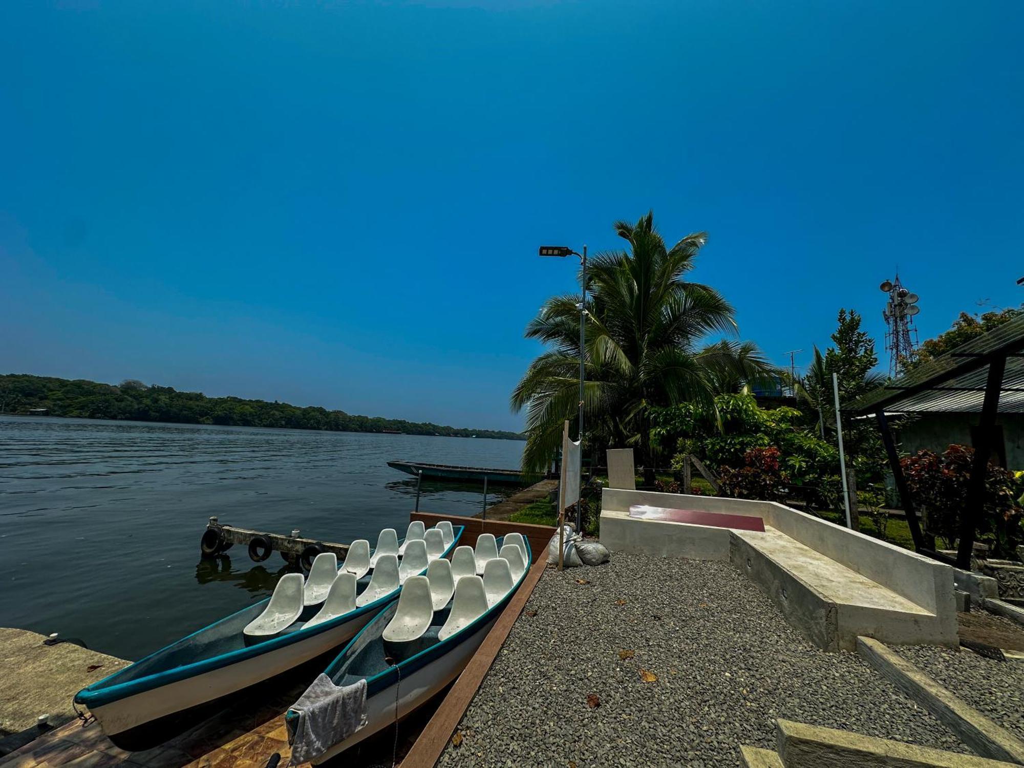 Tortuguero7 Lake View Exteriör bild